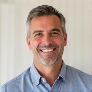 Foto de Javier Ramírez, Coach de Vida Saludable en Vitales Mañana.